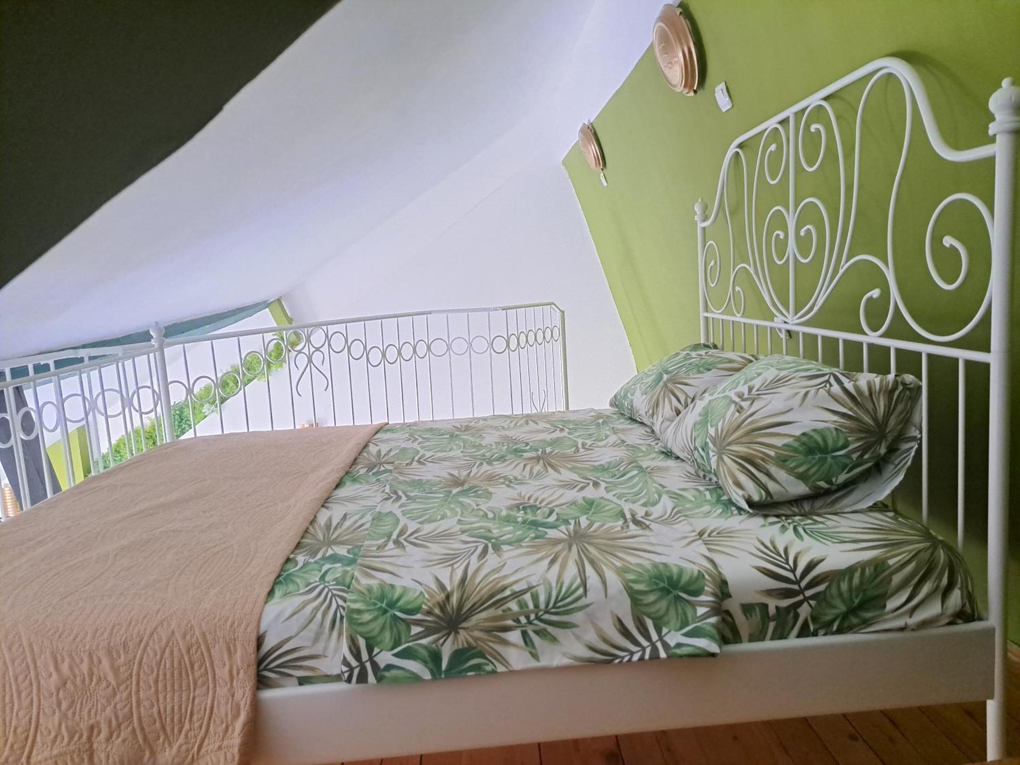 Gallery Apartment 포드고리차 외부 사진